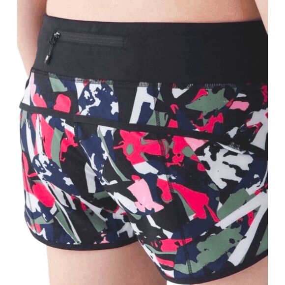 LULULEMON ATHLETICA Speed Short '2.5" Size 8 - Picture 1 of 3